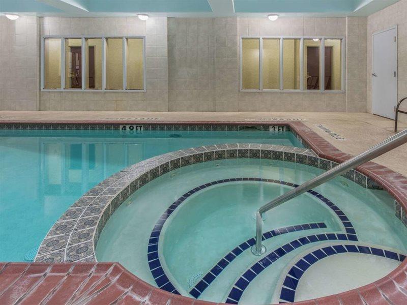 Baymont By Wyndham Wichita Falls Εξωτερικό φωτογραφία