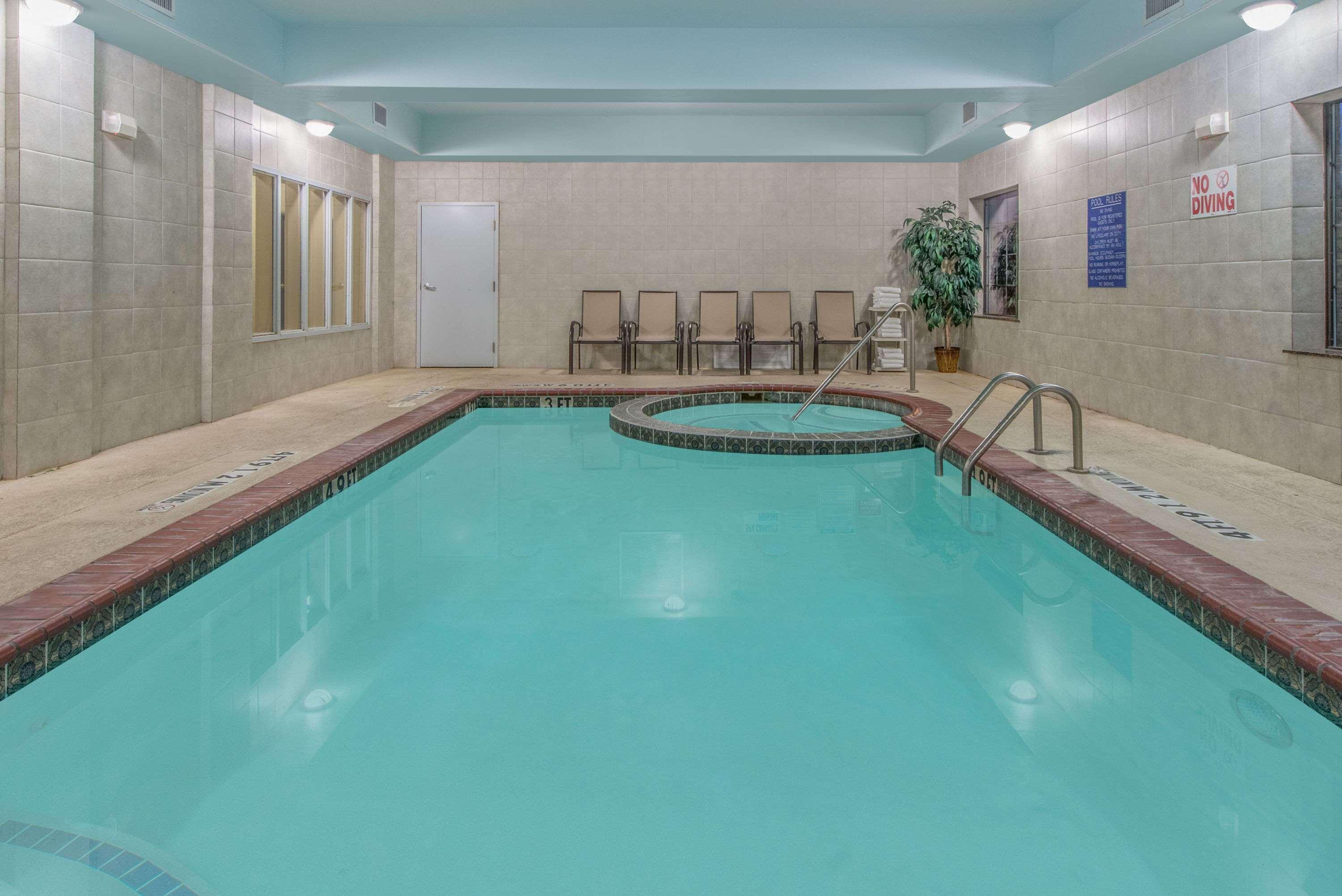 Baymont By Wyndham Wichita Falls Εξωτερικό φωτογραφία