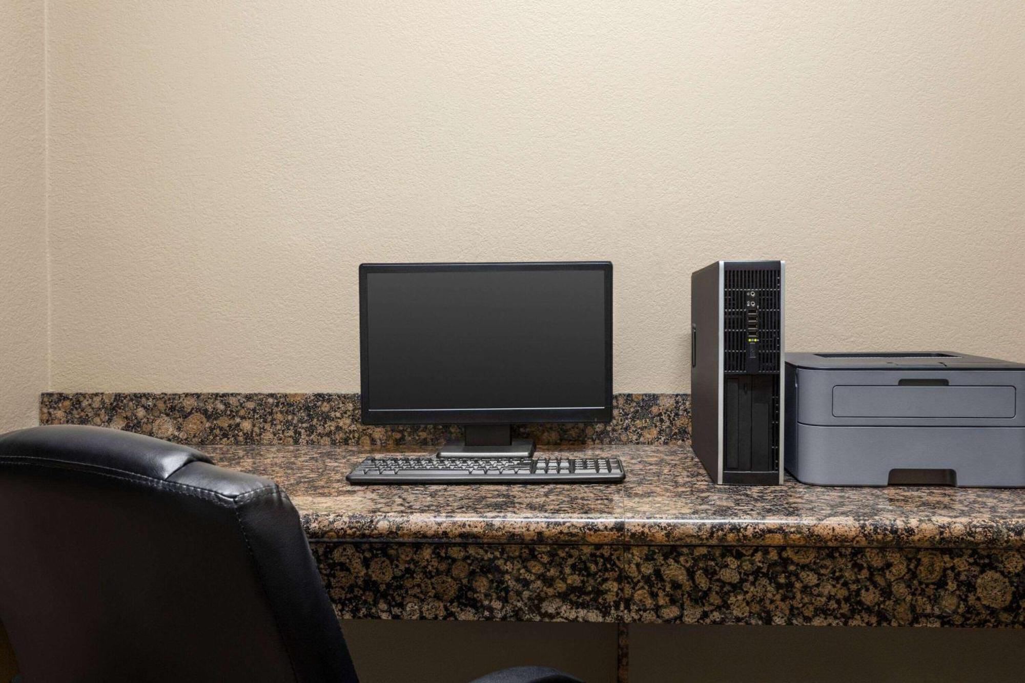Baymont By Wyndham Wichita Falls Εξωτερικό φωτογραφία