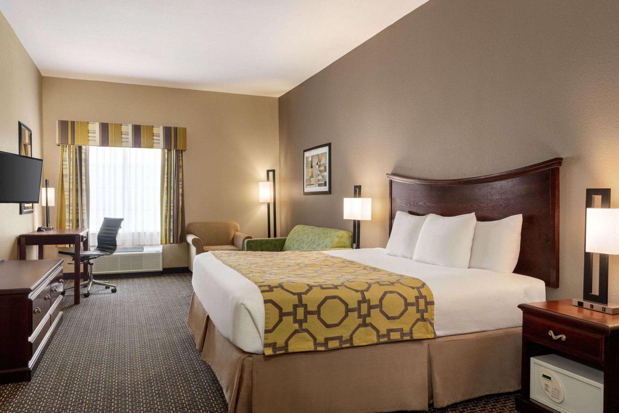 Baymont By Wyndham Wichita Falls Εξωτερικό φωτογραφία