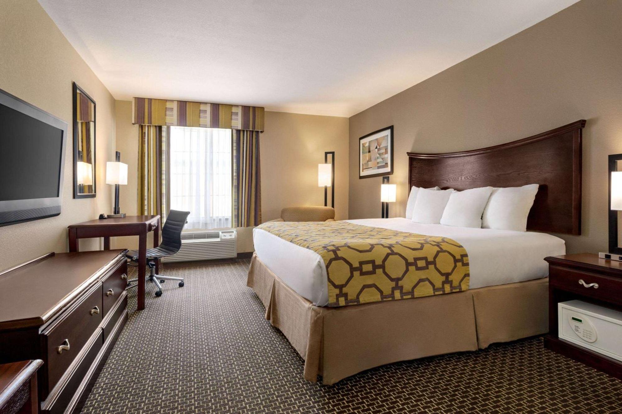 Baymont By Wyndham Wichita Falls Εξωτερικό φωτογραφία
