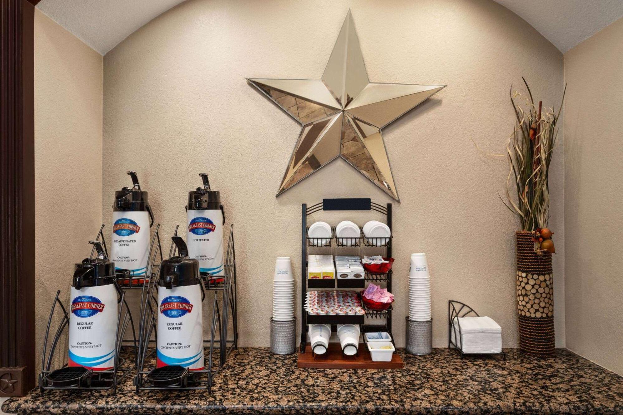 Baymont By Wyndham Wichita Falls Εξωτερικό φωτογραφία